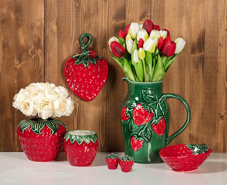 Strawberry + Leaf Low Bowl