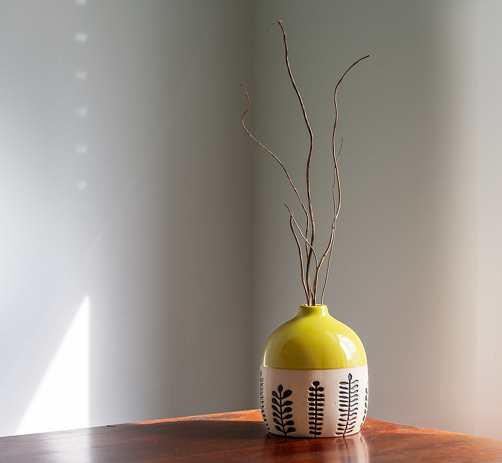 Simple Leaf Vase