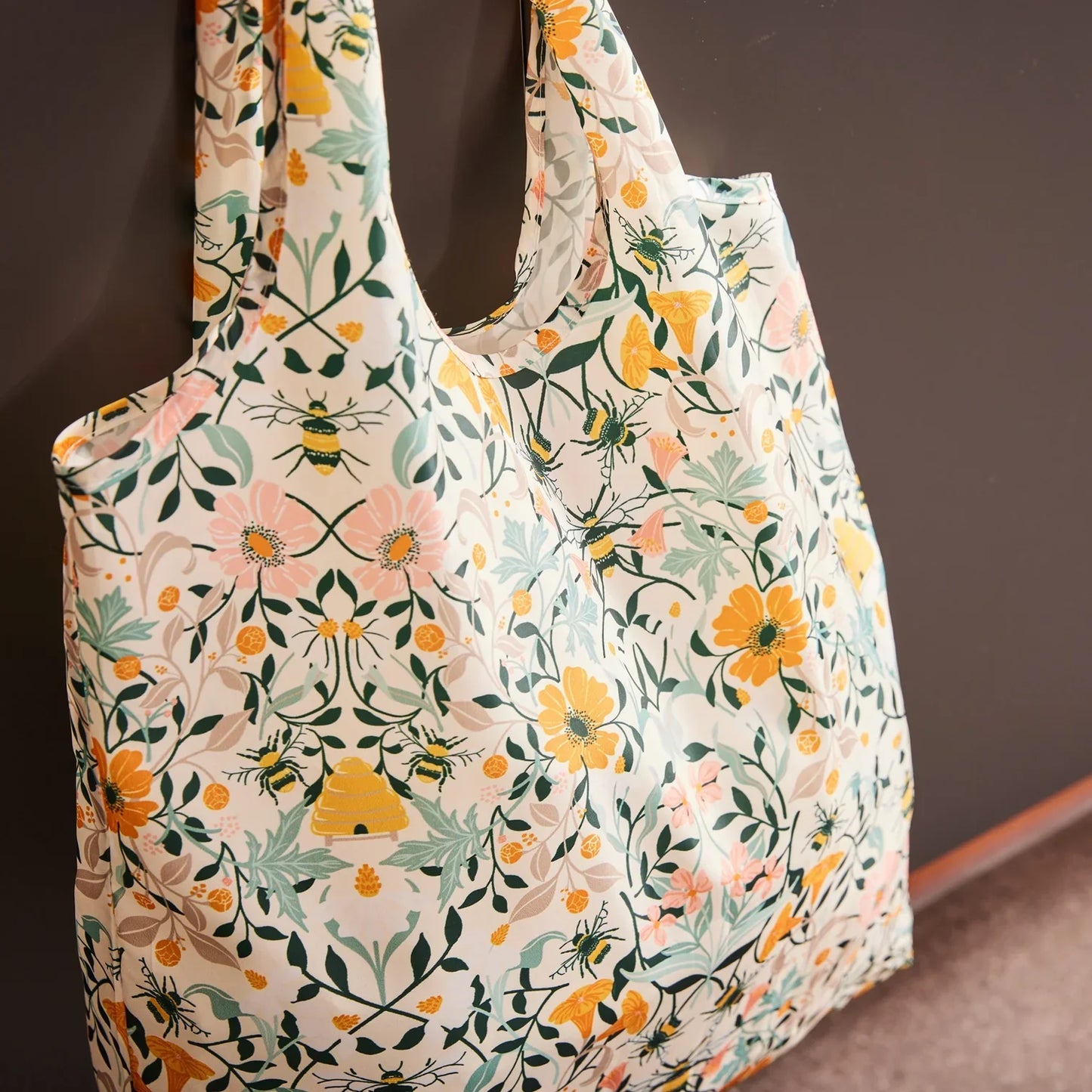 Bee Bloom Roll-up Bag