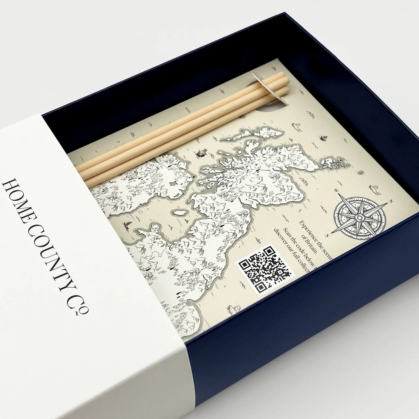 The Northamptonshire - English Leather and Oak Reed Diffuser