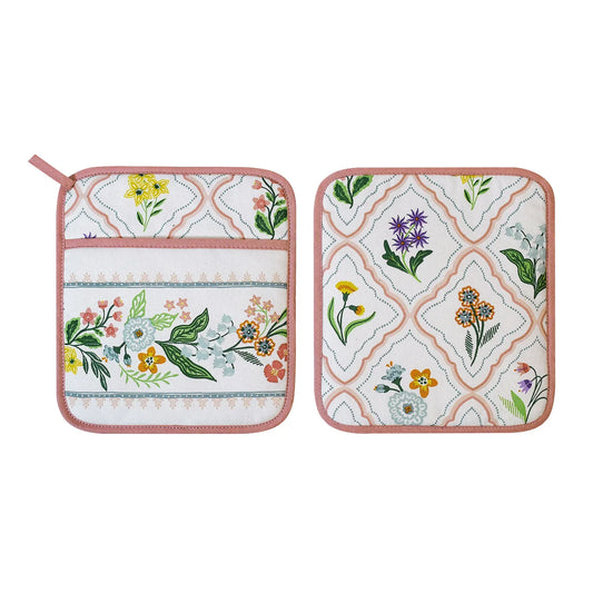 Petals + Prose Cotton Pot Mitt in Pink