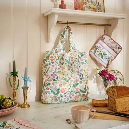 Petals + Prose Cotton Pot Mitt in Pink