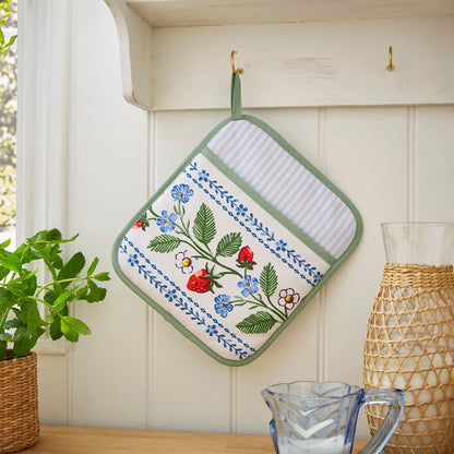 Strawberry Patch Cotton Pot Mitt