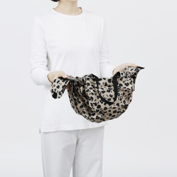 Shupatto Compact Reusable Bag Medium Asiago Paw Marks
